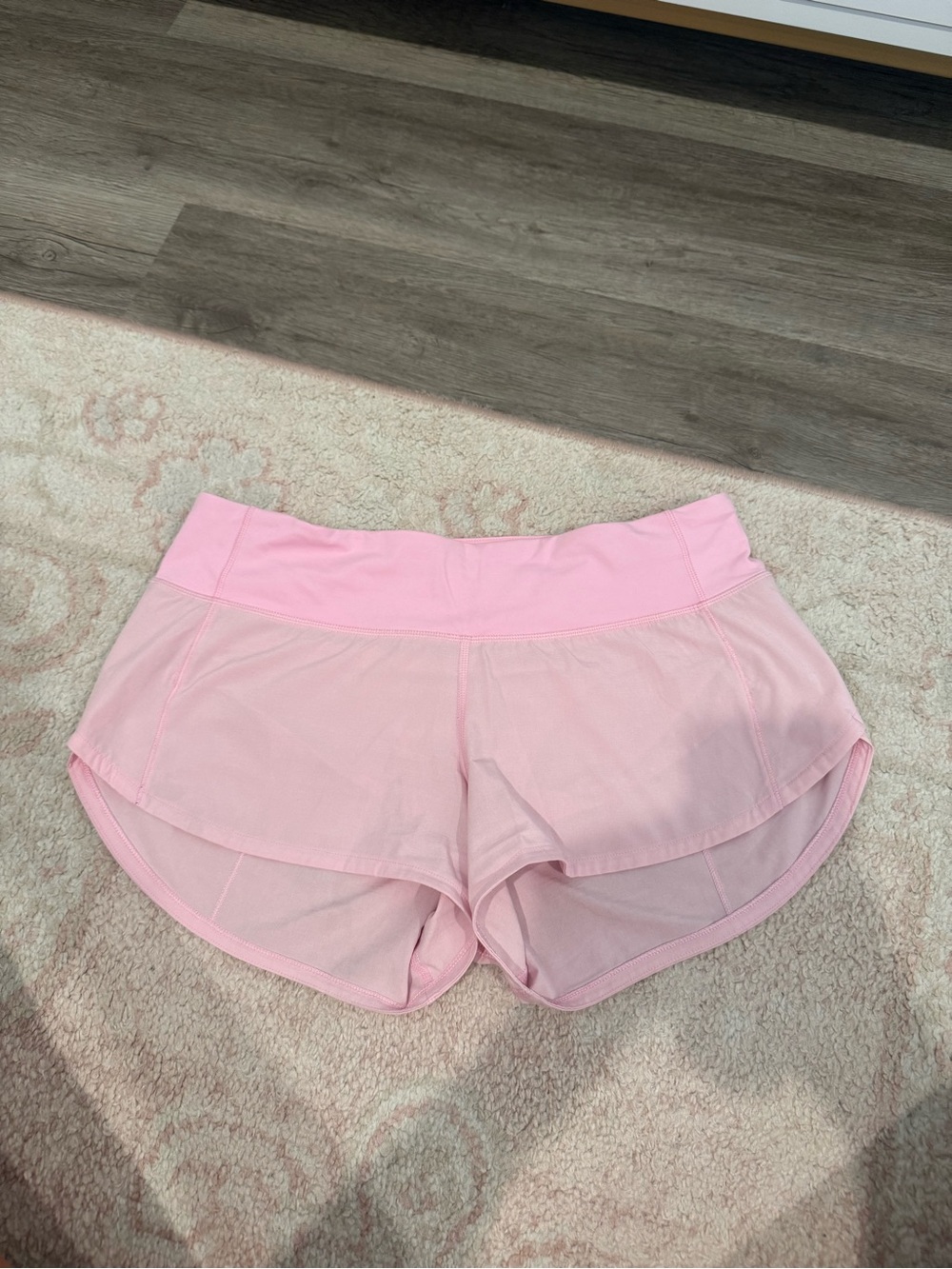 Lululemon Speed Up shorts